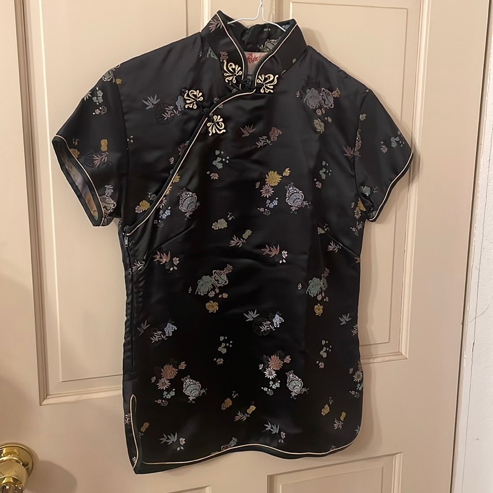 Vintage Chinese Oriental Black Kimono Top Shirt Blouse. Sz: Med W: 31”